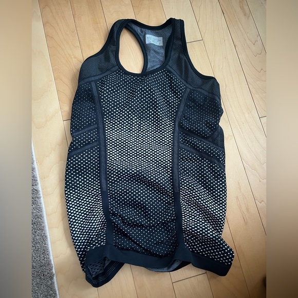 Athleta brand Women's Black Mesh Tank Top - Picture 1 of 3